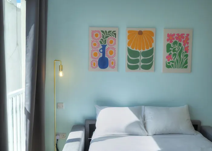 Spacious One Bedroom With Study Jgri1-1 *