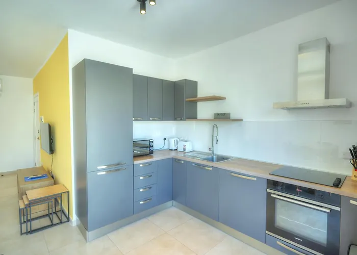 Spacious One Bedroom With Study Jgri1-1 Apartman Sliema