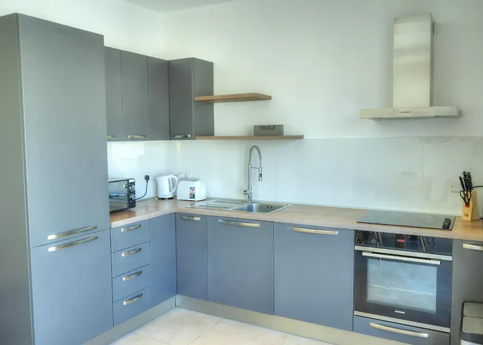 Apartman Spacious One Bedroom With Study Jgri1-1